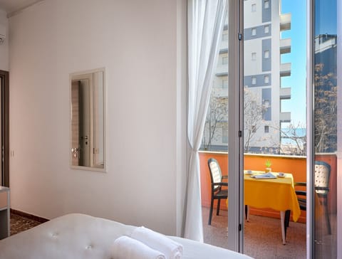 Standard Double or Twin Room, Terrace | In-room safe, desk, cribs/infant beds, free WiFi