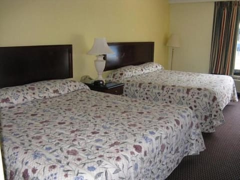 Iron/ironing board, free WiFi