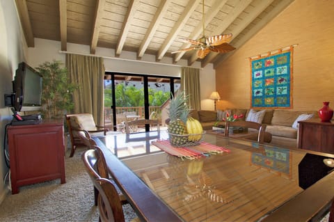 open plan dining room with lanai view