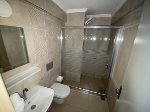 Individually decorated, desk, soundproofing, free WiFi