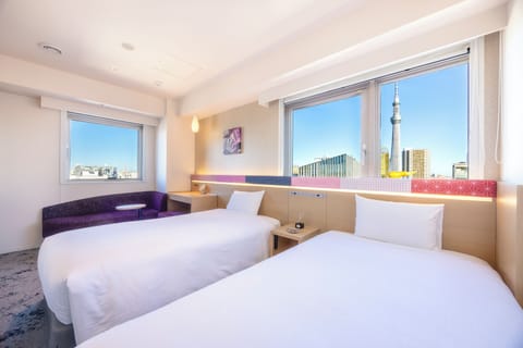 Twin Room, Non Smoking (High Floor) | Premium bedding, down comforters, in-room safe, iron/ironing board