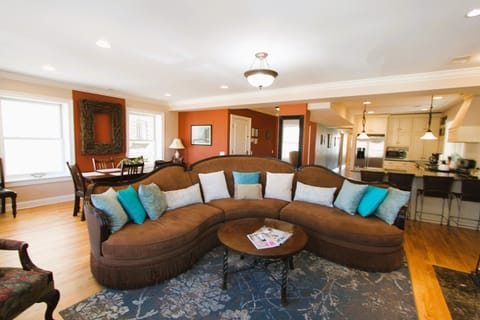 Stunning open floor plan is perfect for entertaining and gatherings. 