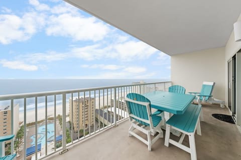 5 Crystal Tower 1705 Balcony