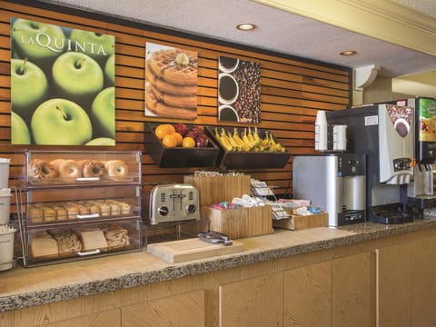 Free continental breakfast