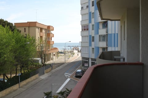 Apartment, 2 Bedrooms | View from room