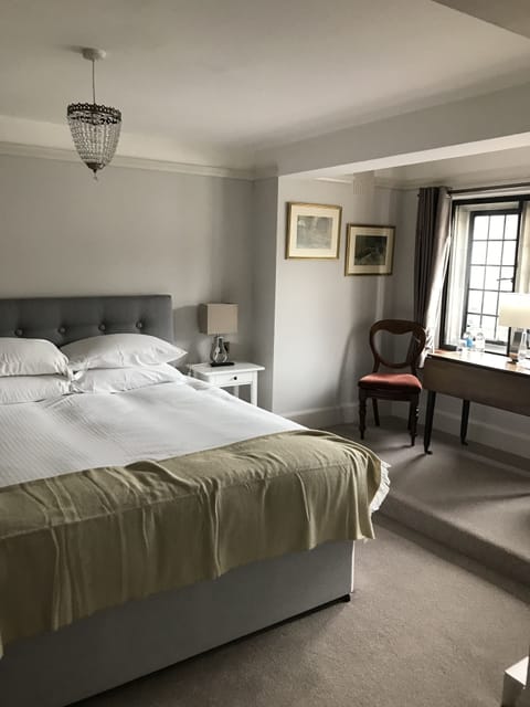 Double Room | Desk, blackout drapes, iron/ironing board, cribs/infant beds