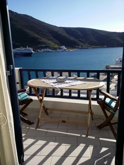 Apartment | Premium bedding, pillowtop beds, free WiFi, bed sheets