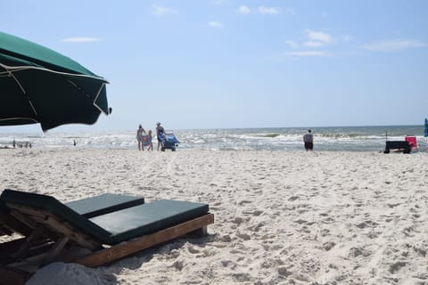 Public Beach RIGHT ACROSS THE STREET!
