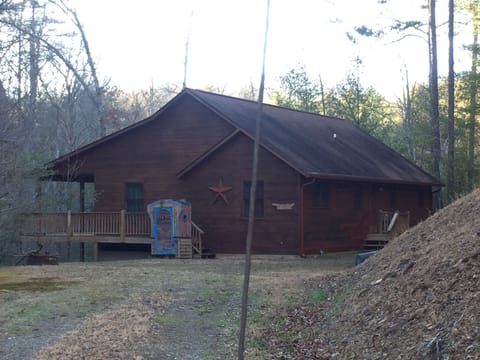 View coming up the driveway 