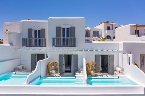 Ocean View Junior Suite Heated Private Infinity Pool with Glass Wall | Private pool