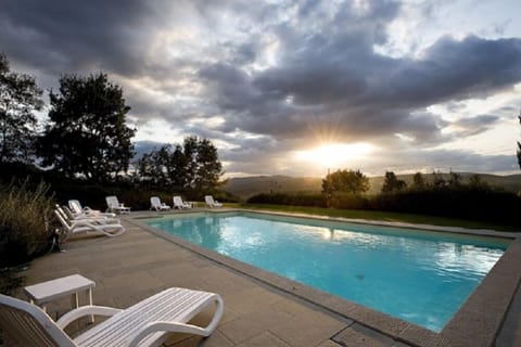 Outdoor pool, open 9 AM to 8 PM, sun loungers