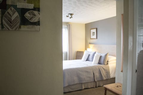 Superior Double Room, 1 King Bed | Individually furnished, blackout drapes, free WiFi, bed sheets