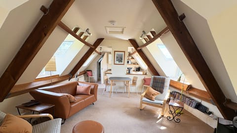 Living, dining, kitchen area, The Leat at Wynard Mill, Bolthole Retreats