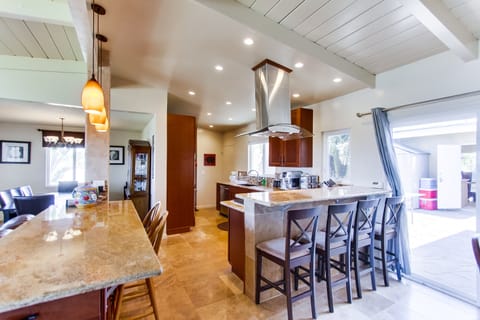 Chef's Kitchen with Ample Seating