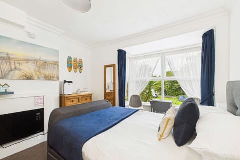 Superior Double Room, Ensuite (1st Floor) | Free WiFi