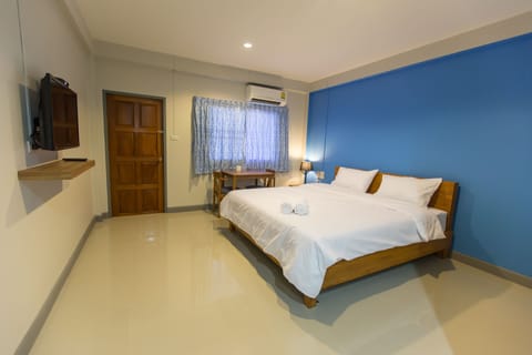 Deluxe Double Room | Free WiFi