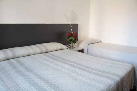 Desk, blackout drapes, free WiFi, bed sheets