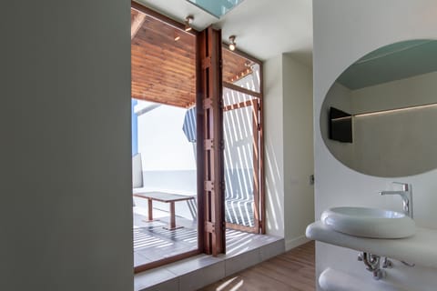 Double Room, Terrace, City View | In-room safe, soundproofing, free WiFi, bed sheets
