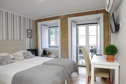 Comfort Double or Twin Room | In-room safe, individually decorated, individually furnished, desk