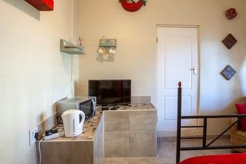 Standard Double Room | Private kitchenette