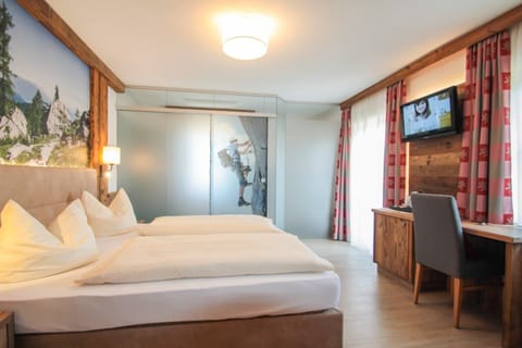 Double or Twin Room, Balcony | In-room safe, desk, soundproofing, free WiFi