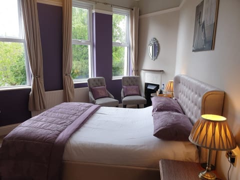 Deluxe Double Room, Ensuite | Iron/ironing board