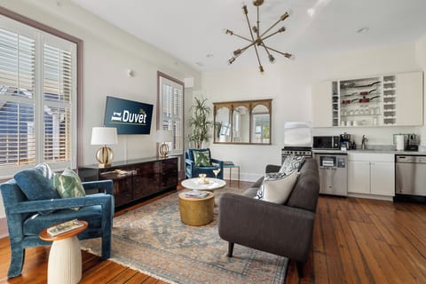 Cocktail Club | 4 Redesigned Suites