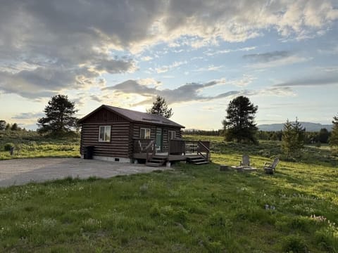 Welcome to Little House on the Prairie.