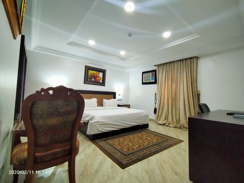 Deluxe Room | In-room safe, desk, soundproofing, free WiFi