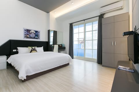 Double Room | Desk, blackout drapes, soundproofing, free WiFi
