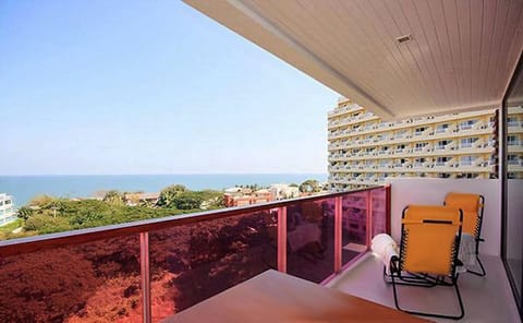 2 Bedrooms Sea View  | Balcony