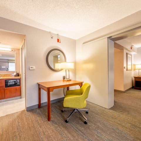 Premium bedding, down comforters, desk, laptop workspace