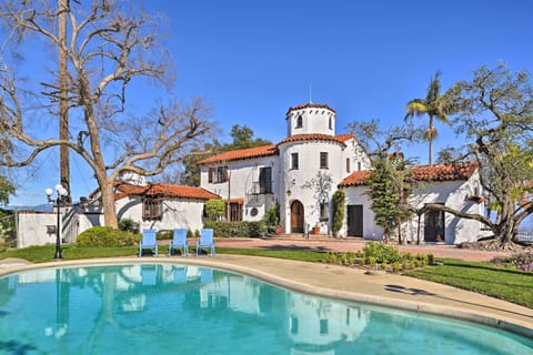 Hacienda Heights Vacation Rental | 4BR | 3.5BA | 4,544 Sq Ft | Access by Stairs
