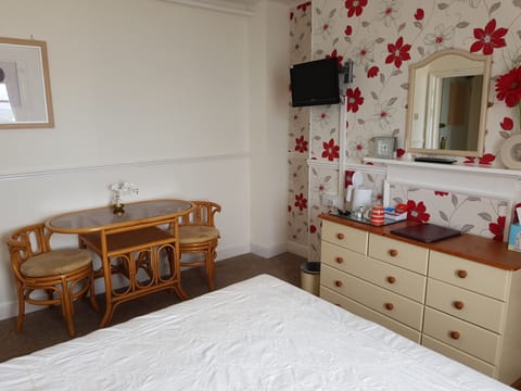 Standard Double Room, Ensuite