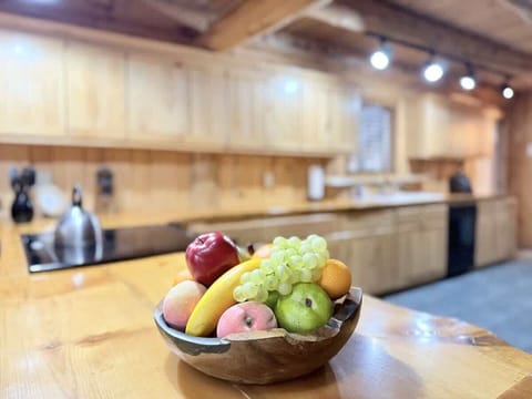 Lots of space in the cabin.