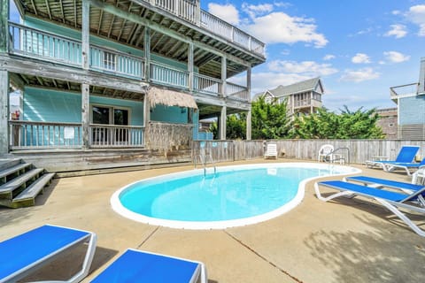 Surf or Sound Realty - 301 - Cheers and Sunshine - Pool Area-3