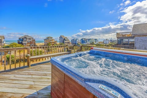 Surf or Sound Realty - 65 - Bali Wind - Hot Tub