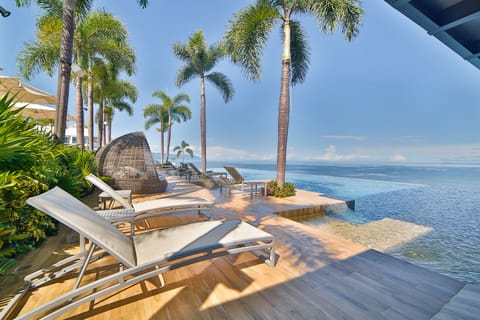 SayanBeach