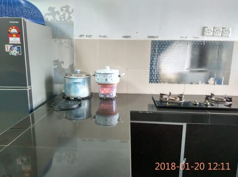 Family House, 3 Bedrooms, 2 Bathrooms | Private kitchen | Full-size fridge, stovetop, dishwasher, electric kettle