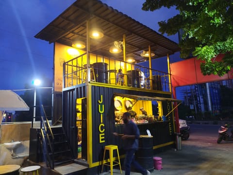 Coffee shop