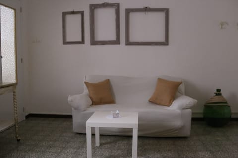 Suite, Balcony | Free minibar items, desk, rollaway beds, free WiFi