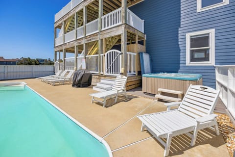 Surf or Sound Realty - 427 - Just Beachy - Pool Area -4
