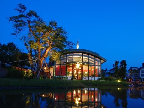 Front of property - evening/night