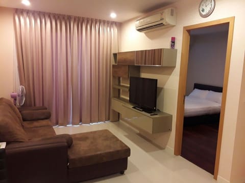 1 Bedroom Condo | Living room | LCD TV