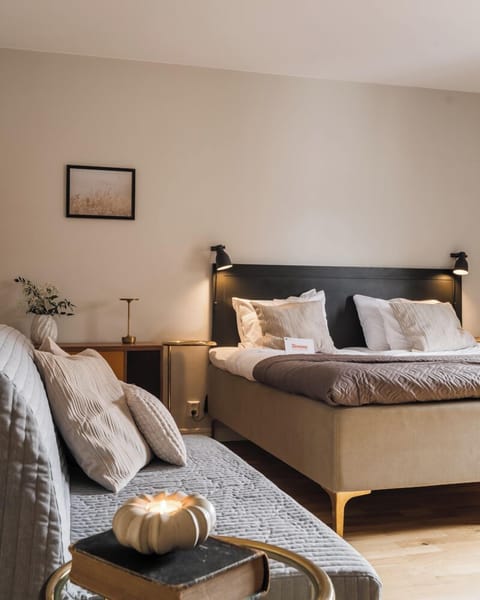 Superior Double or Twin Room, 2 Twin Beds | In-room safe, desk, laptop workspace, blackout drapes