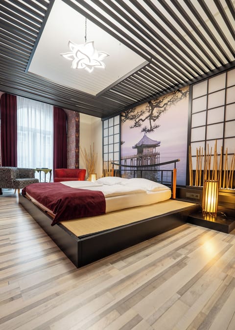Superior Double Room | In-room safe, individually decorated, desk, free WiFi