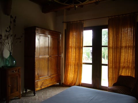 Triple Room, Garden View | Room amenity