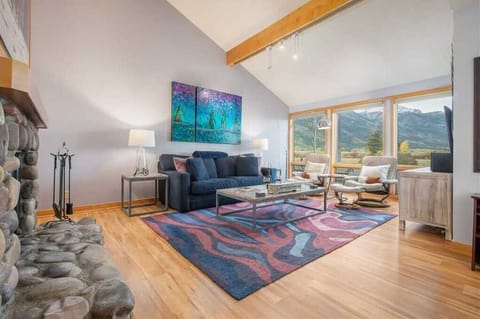 Living Room with Wood Fireplace
Couch is a pull out