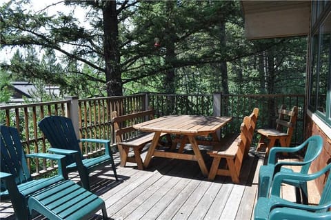 Upper Deck Off Living Room