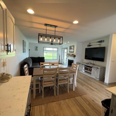 Condo, 1 Queen Bed, Kitchen (No Pets) | Living area | 40-inch flat-screen TV with cable channels